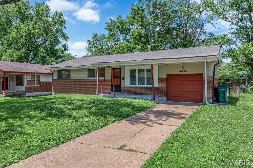 St Louis, MO 63136,9835 Lawnview DR