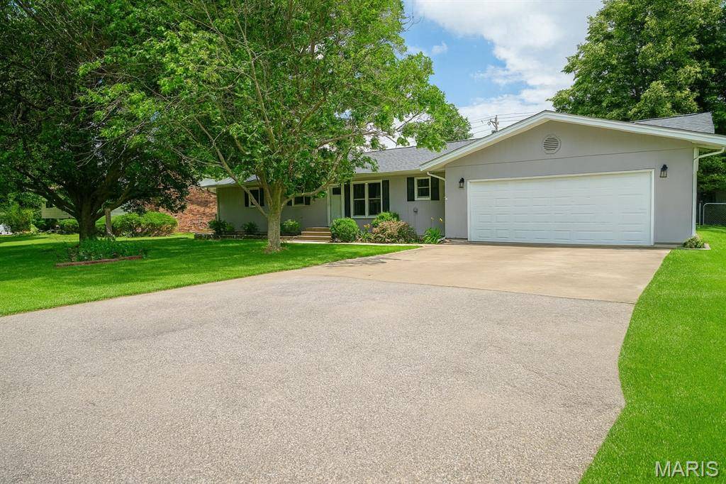 Vandalia, MO 63382,1008 W Saint Johns ST