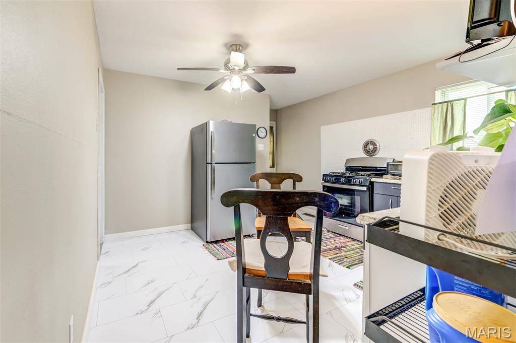 St Louis, MO 63136,1755 Atmore DR