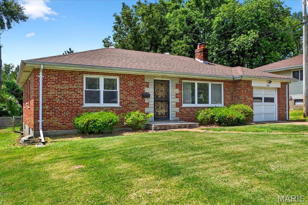 Affton, MO 63123,7438 Cheshire LN