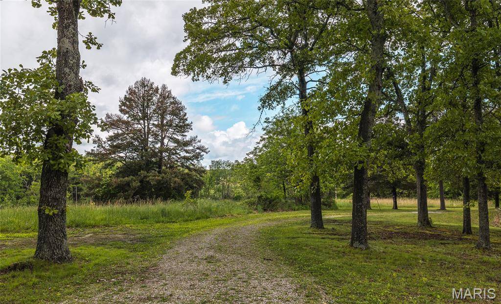 Salem, MO 65560,1089 & 1183 County Road 5100