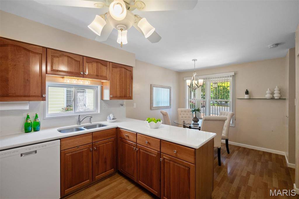 Chesterfield, MO 63017,1564 Walpole DR
