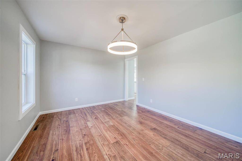 Rolla, MO 65401,11880 County Road 3040