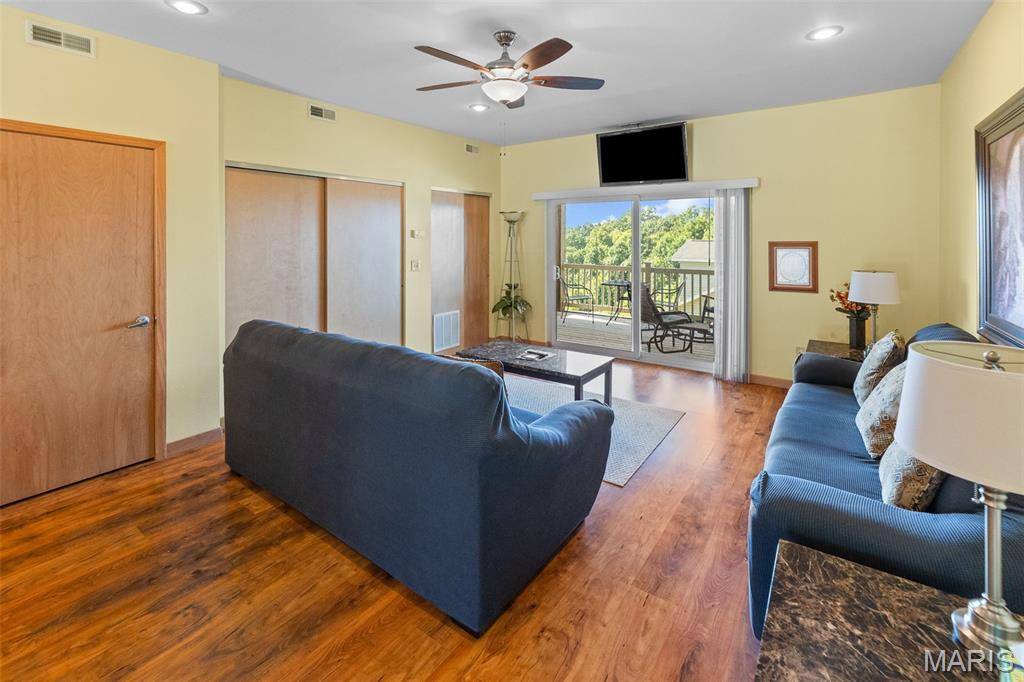 Grafton, IL 62037,315 Timber Ridge DR