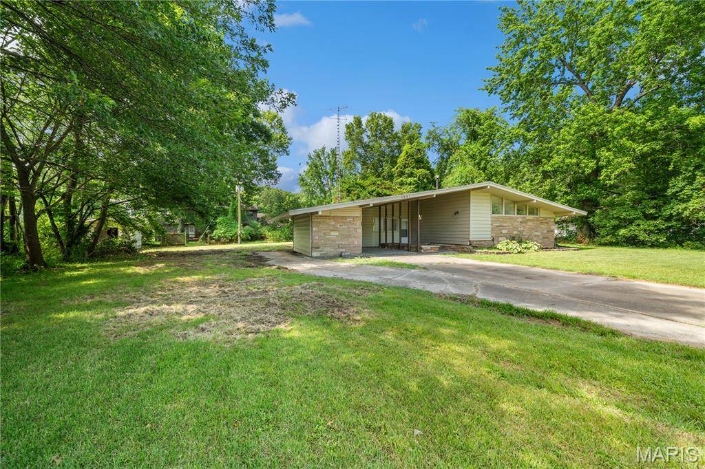 Cape Girardeau, MO 63701,1021 Villa LN