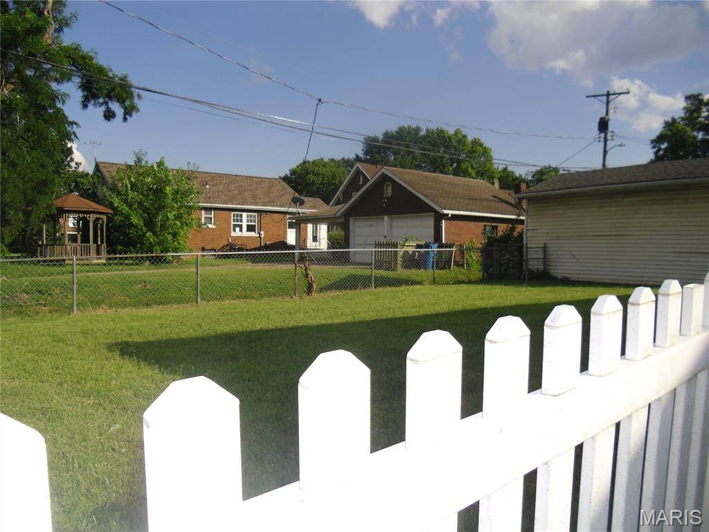 Granite City, IL 62040,2564 Benton ST
