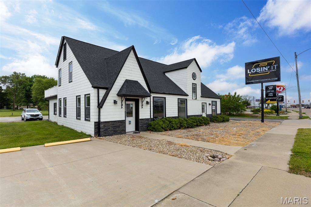 Litchfield, IL 62056,904 W Union AVE