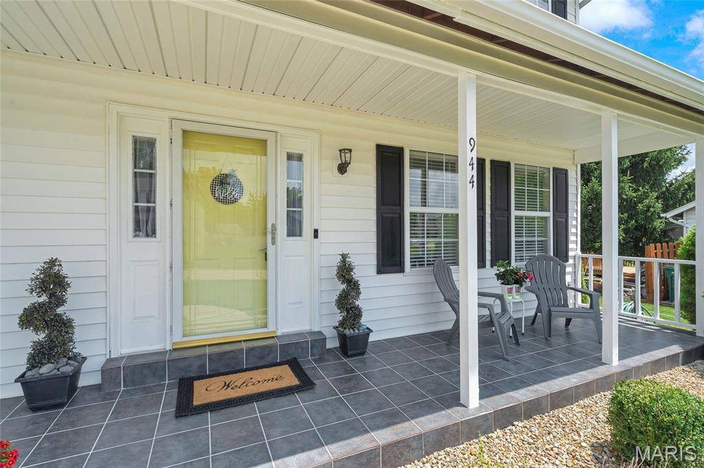 St Charles, MO 63304,944 Lands End CIR