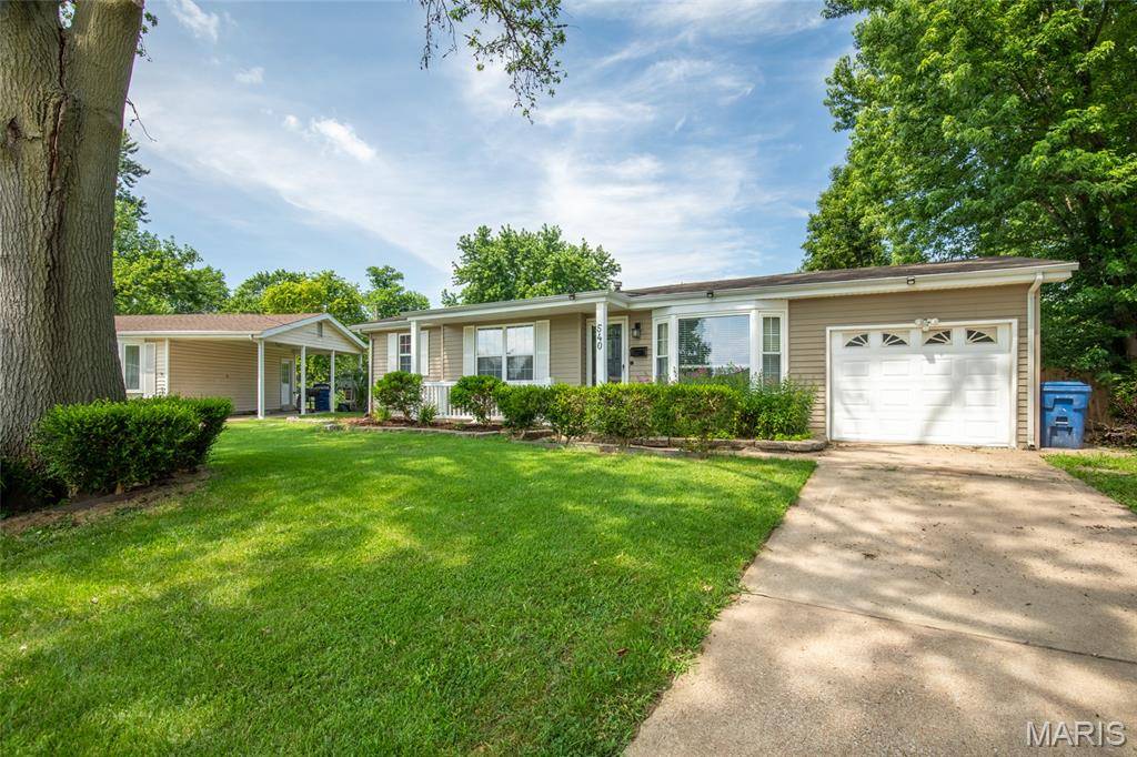 Florissant, MO 63031,540 Lula DR