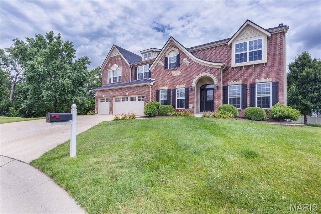 Unincorporated, MO 63146,11800 Craig Manor DR