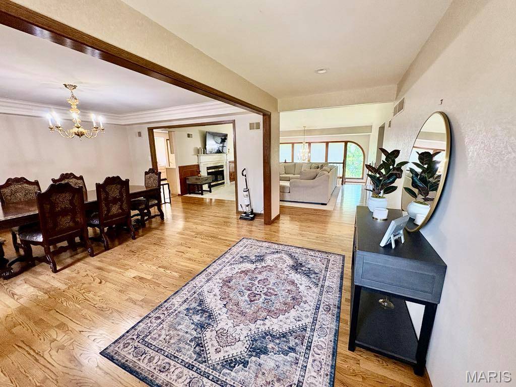 MO 63301,8 Boenker CT