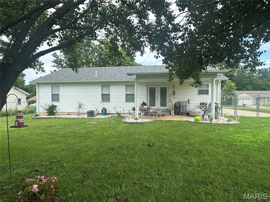 Troy, MO 63379,1019 Huntington DR