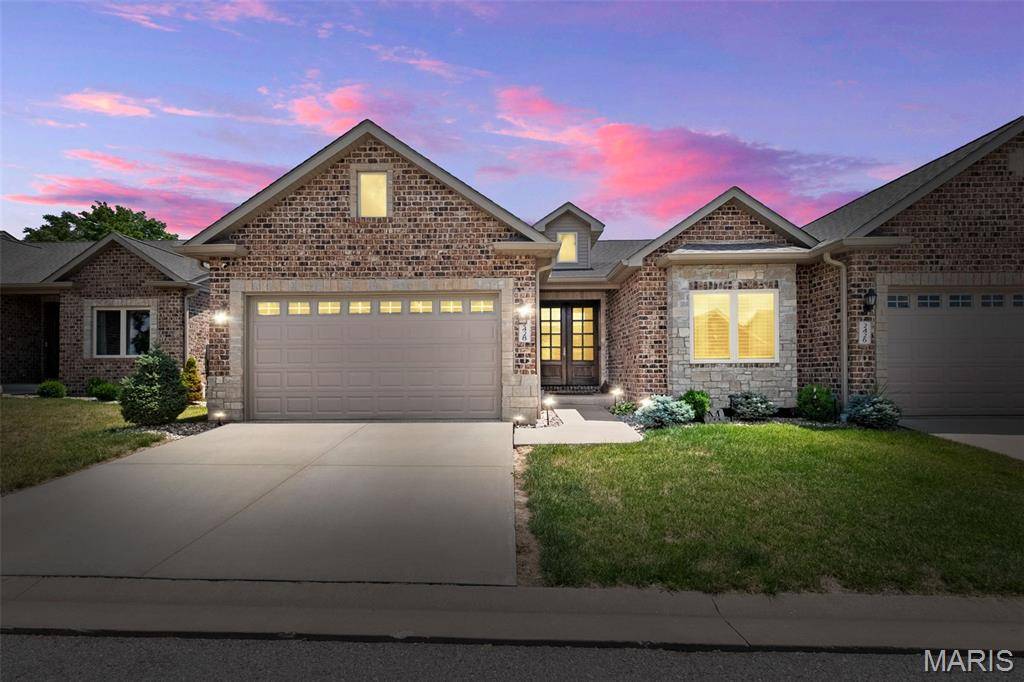 Columbia, IL 62236,2428 Sunset Ridge DR