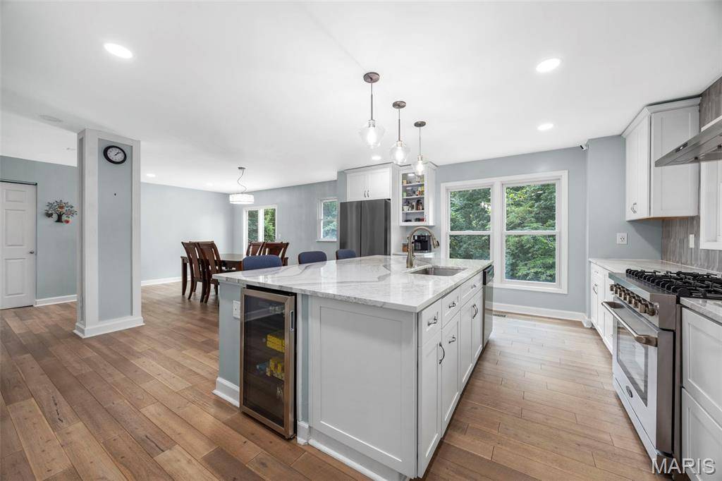 MO 63141,12182 Royal Valley DR