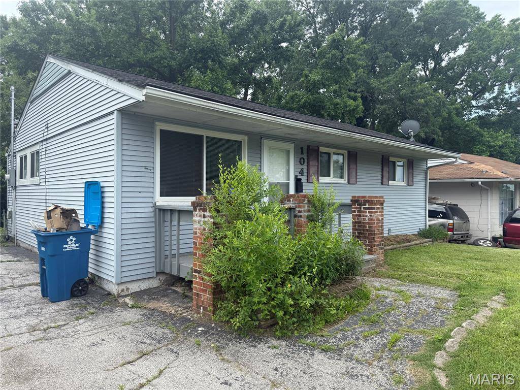 St Louis, MO 63137,104 Glen Garry RD