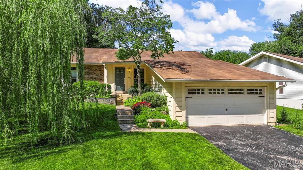 Maryland Heights, MO 63043,12194 Nettlewood CT