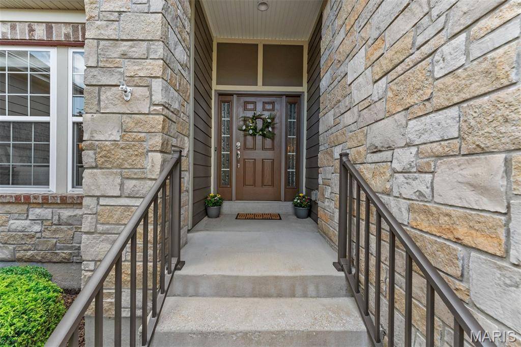 Ballwin, MO 63011,512 Trevi LN