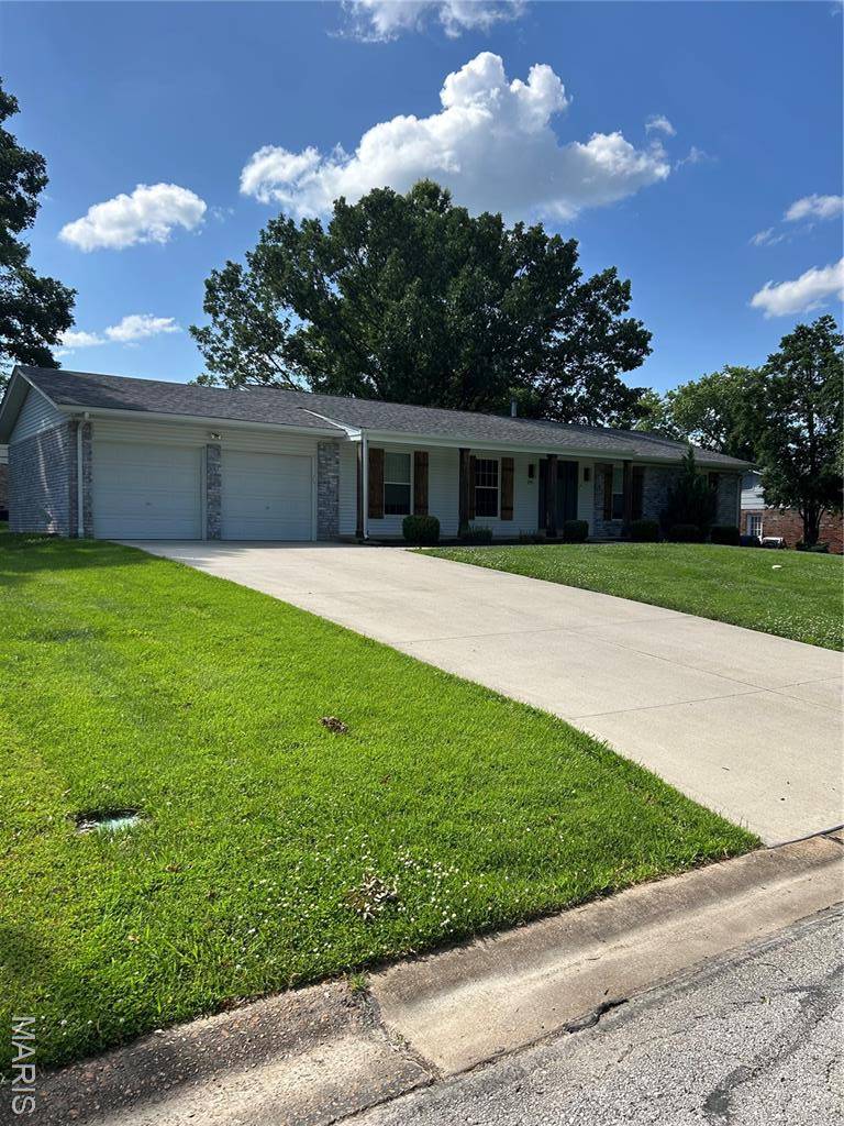 Ballwin, MO 63011,251 Churchill LN