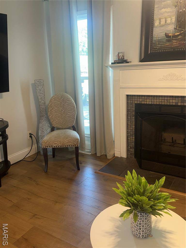 Lake St Louis, MO 63367,24 Lantern LN