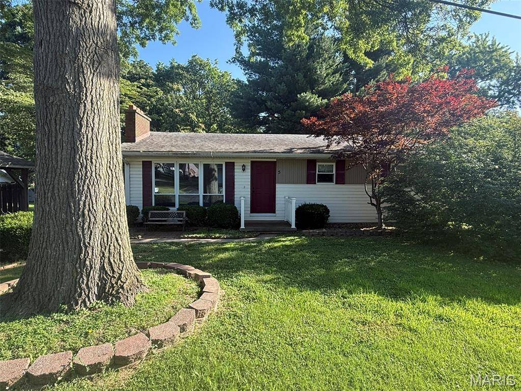 Fairview Heights, IL 62208,5 Mary Ann DR