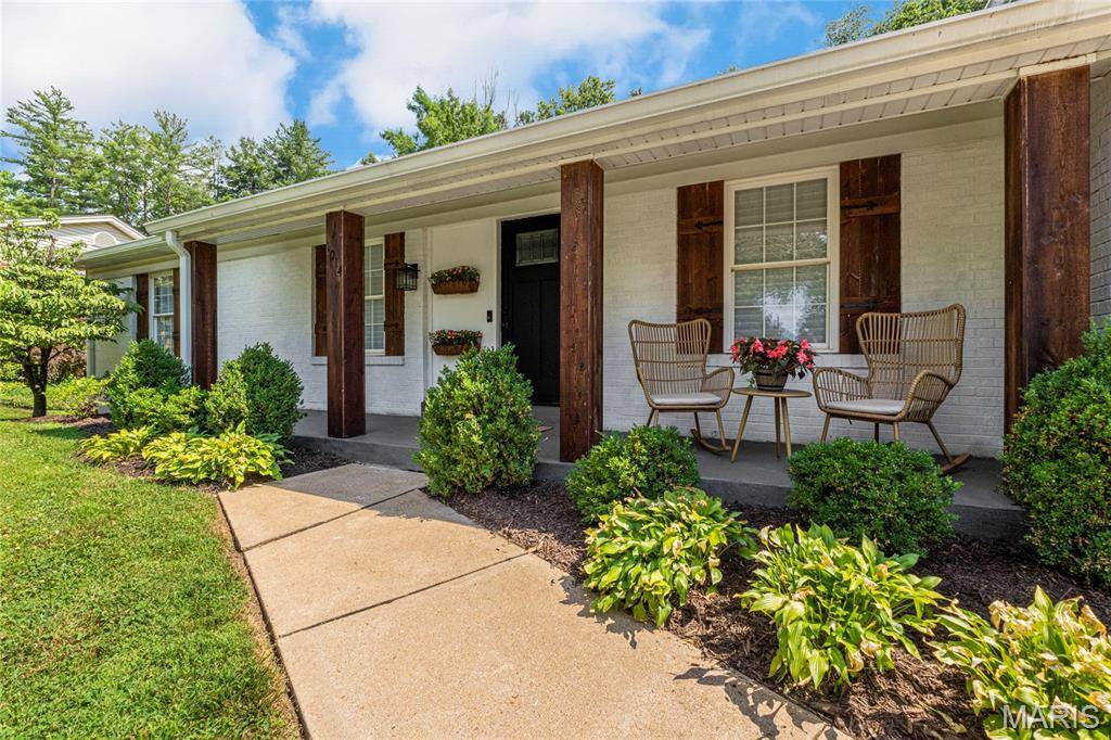 Ballwin, MO 63011,1014 Bedford LN