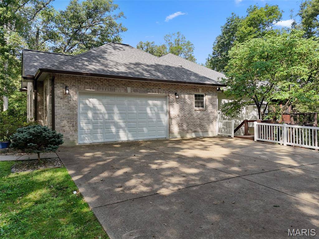 Defiance, MO 63341,3940 Indian Ridge LN