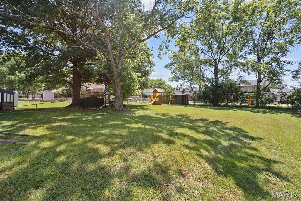 Ballwin, MO 63021,318 Windyoak DR