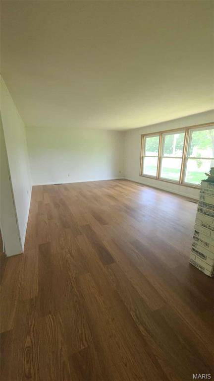 Ellsinore, MO 63937,48 E North AVE