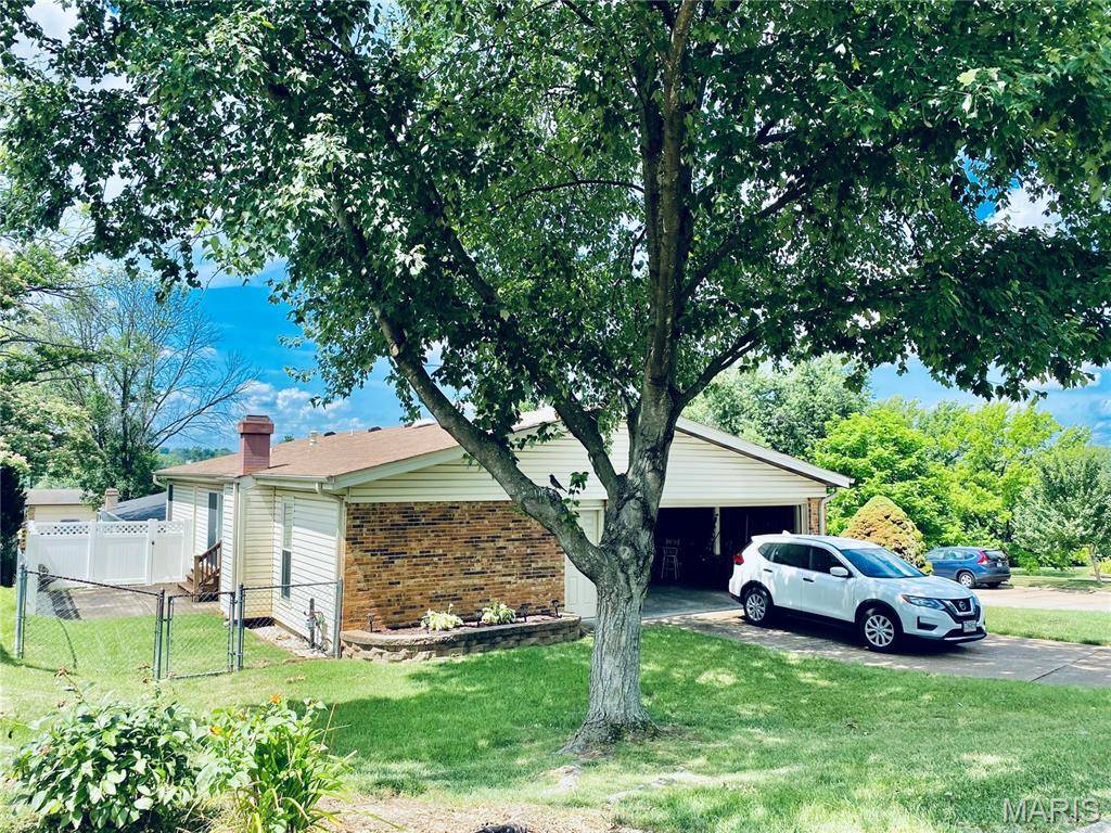 Mehlville, MO 63125,2550 Buckley Ridge CT