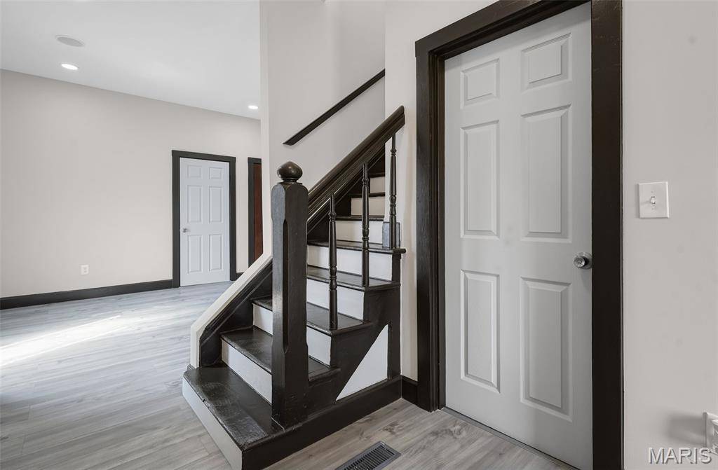 St Louis, MO 63111,5123 Wicklow PL
