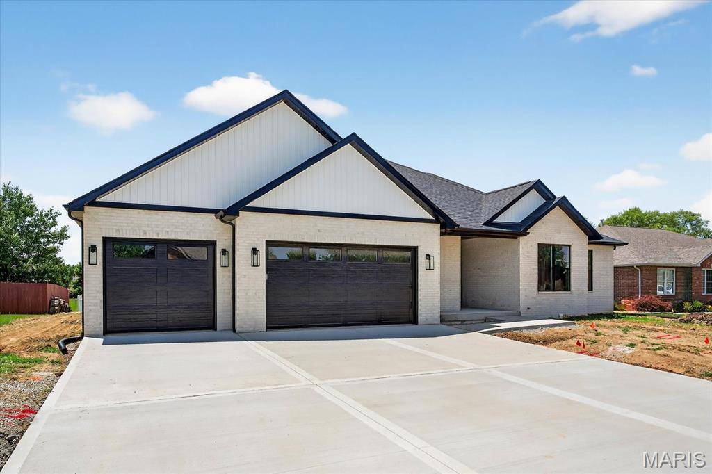 Millstadt, IL 62260,125 Gladwyn DR