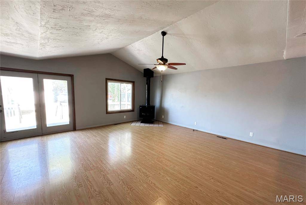 Belleville, IL 62223,6920 W A ST