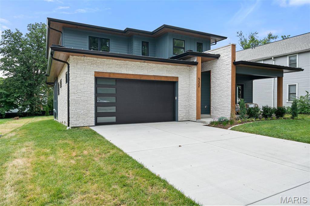 Kirkwood, MO 63122,532 S Fillmore AVE