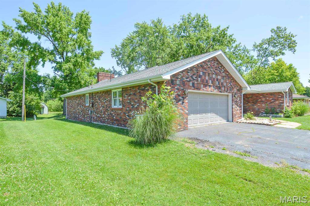 Granite City, IL 62040,2521 Roney