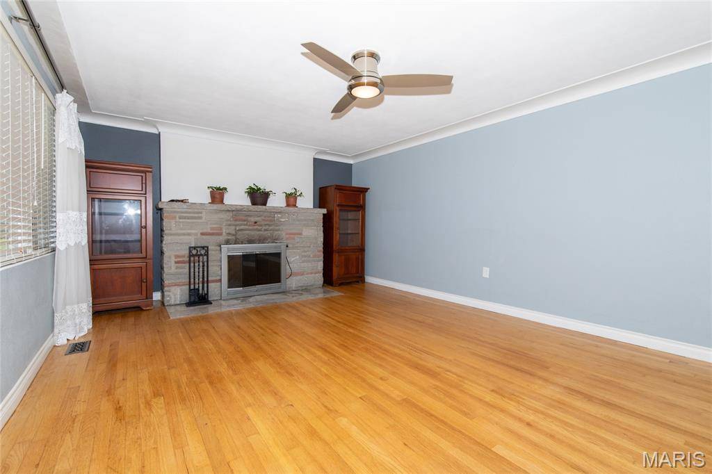 Belleville, IL 62226,305 N 35th ST