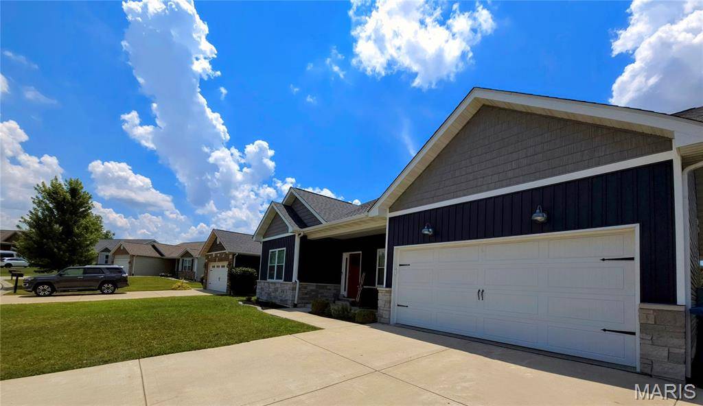Caseyville, IL 62232,7955 Sonora RDG