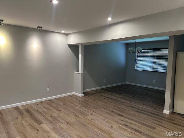 Florissant, MO 63033,12750 Needle Point CT