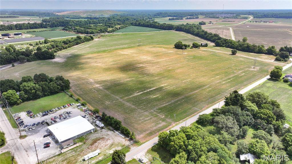Edwardsville, IL 62025,0 New Poag RD