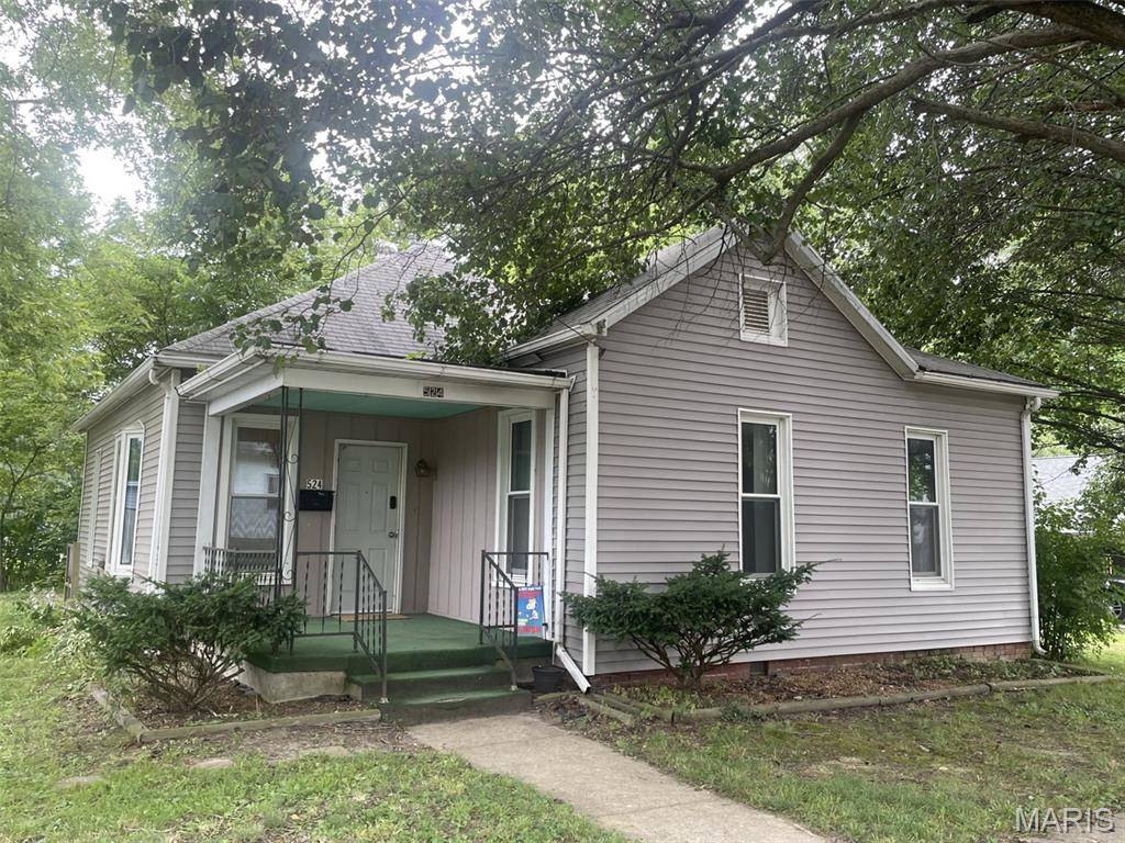 Greenville, IL 62246,524 E Winter