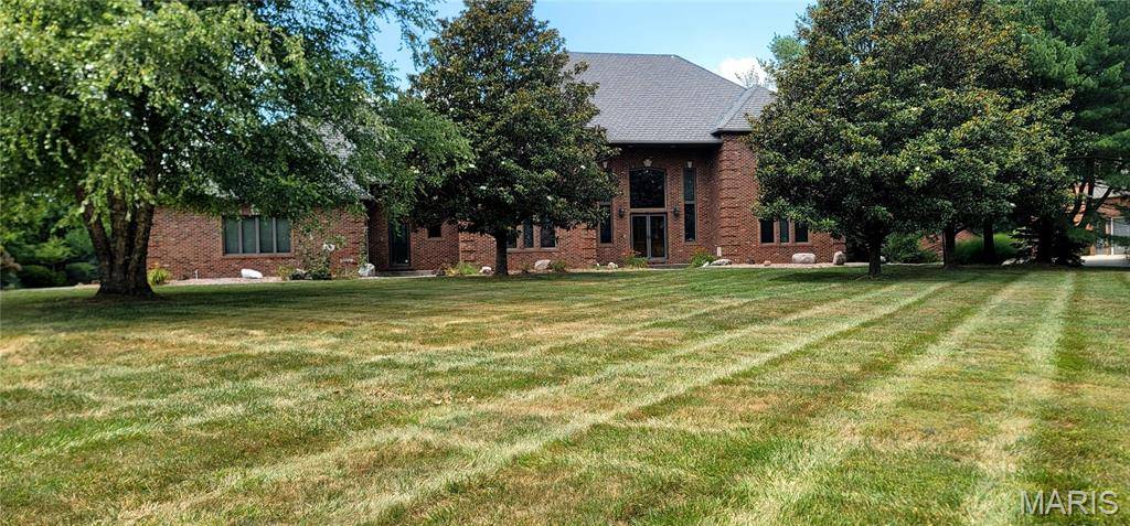 Shiloh, IL 62221,517 E Waters Edge DR
