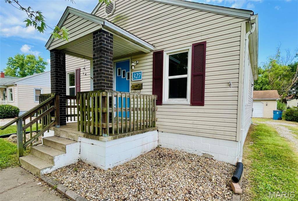 Bethalto, IL 62010,327 Sheridan ST