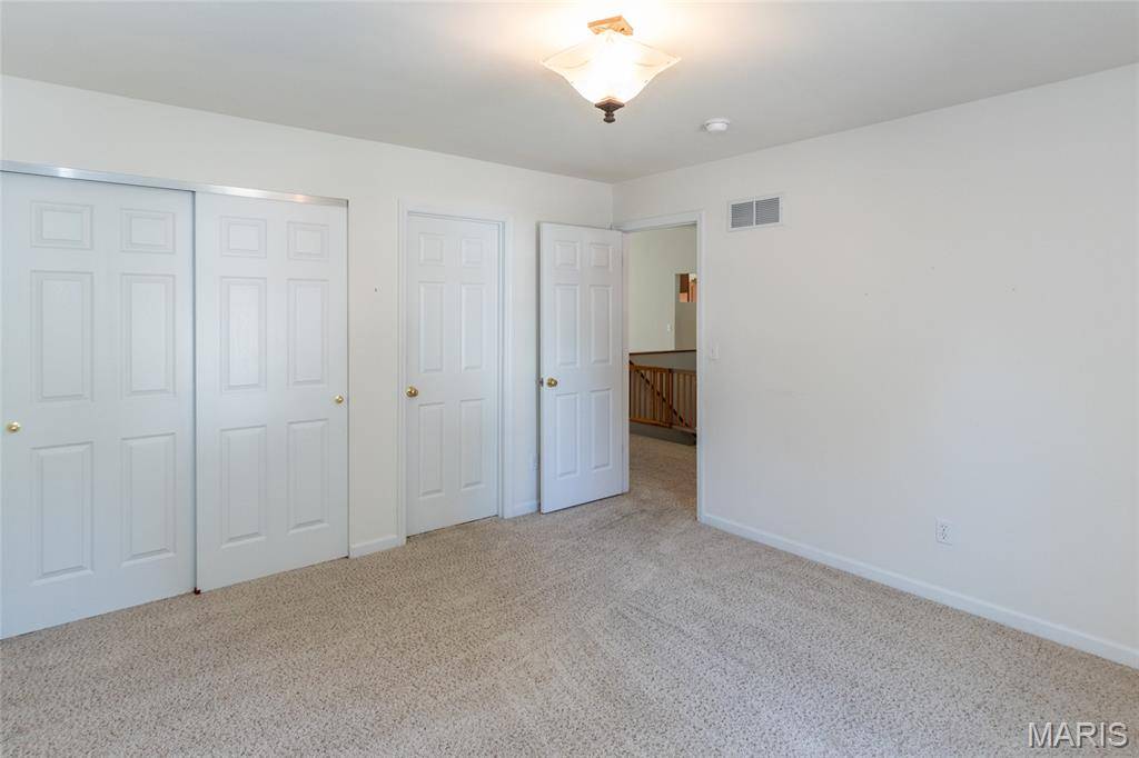 Arnold, MO 63010,322 Oak Ridge Pkwy