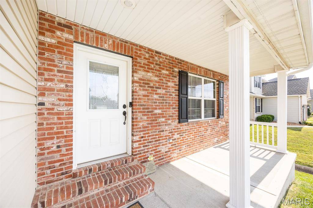 Mascoutah, IL 62258,1117 Gulfstream WAY