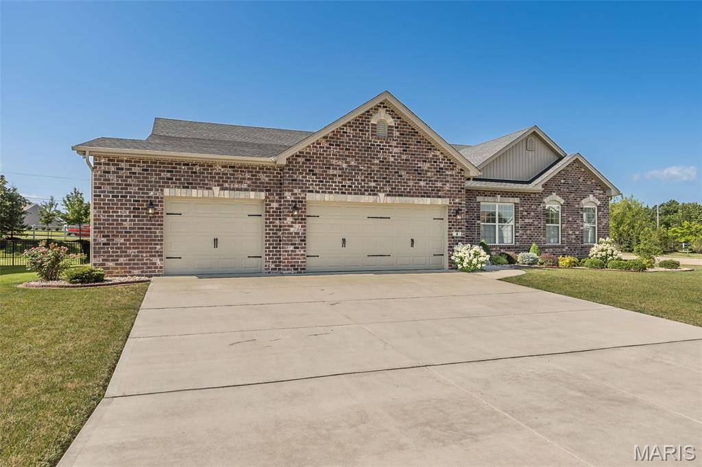 Lake St Louis, MO 63367,2 Wyndemere CT