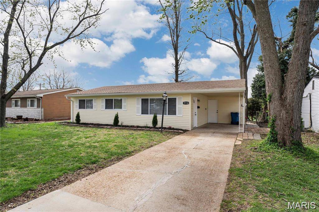 St Louis, MO 63134,9738 Traverse LN