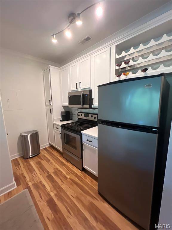 Rock Hill, MO 63124,2710 McKnight Crossing CT