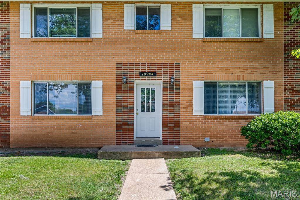 Bridgeton, MO 63044,10944 Warwickhall Drive DR