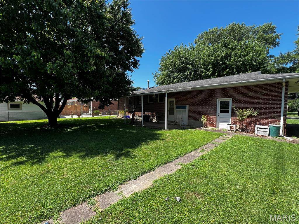Granite City, IL 62040,3148 Davis AVE