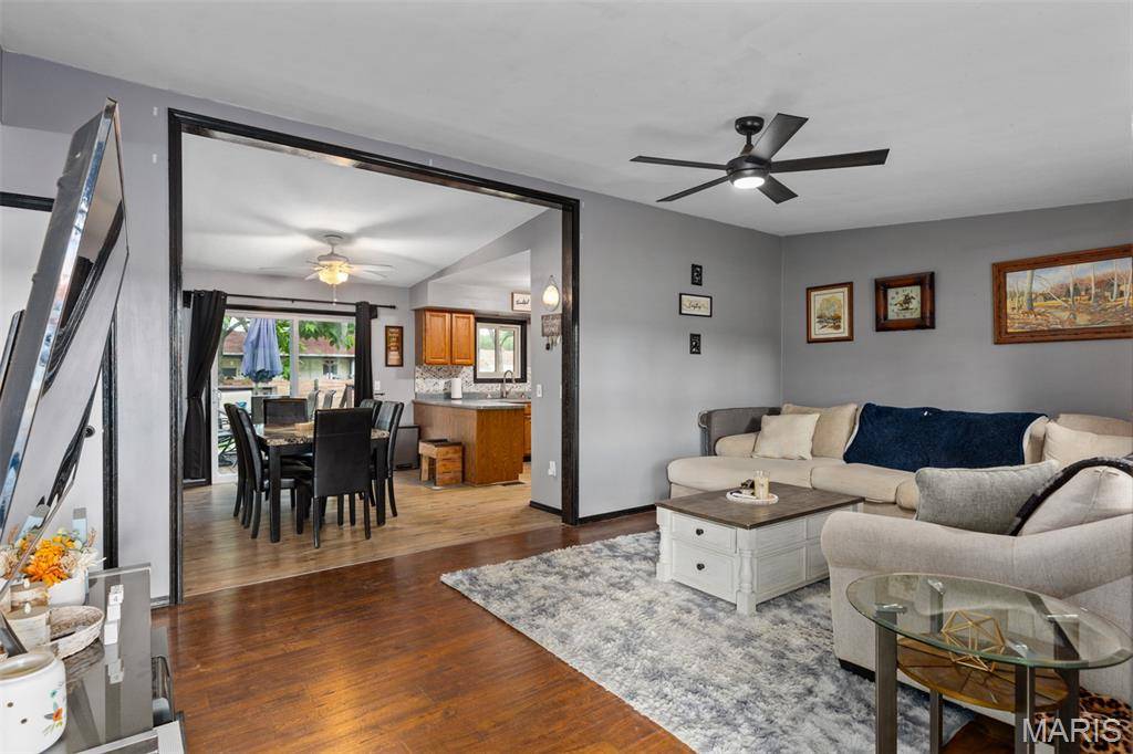 Mount Olive, IL 62069,450 Sunny Lane