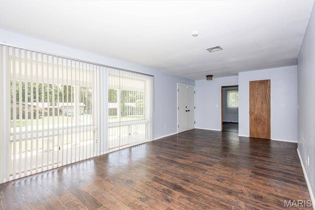 St Louis, MO 63146,1643 Fontana DR